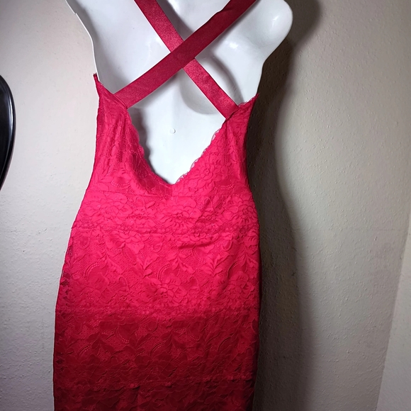 Guess Vibrant Red Lace Dress - Picture 2 of 10
